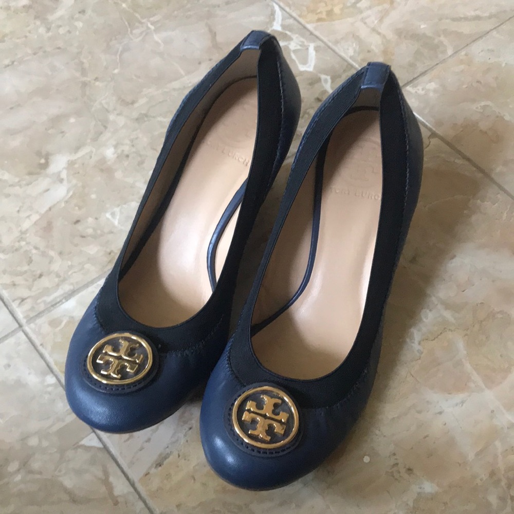 Tory Burch Caroline 2 wedge